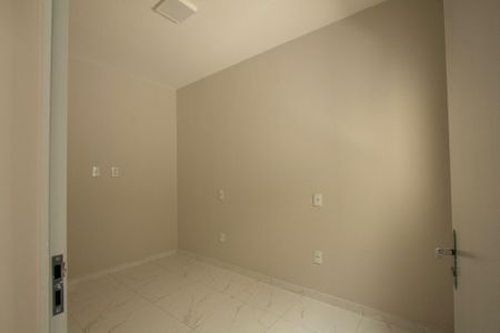 Casa para alugar com 53m², 2 quartos e 1 vaga Casa para alugar com 53m², 2 quartos e 1 vagaQuarto 1