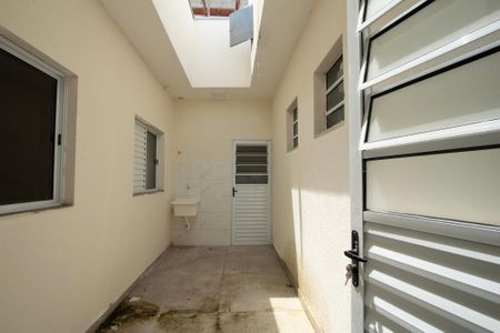 Casa para alugar com 53m², 2 quartos e 1 vaga Casa para alugar com 53m², 2 quartos e 1 vagaÁrea de Serviço