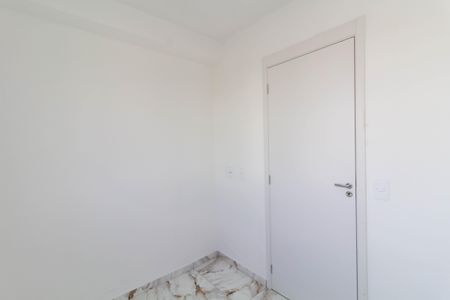 Quarto 2 de apartamento para alugar com 2 quartos, 42m² em Itaquera, São Paulo