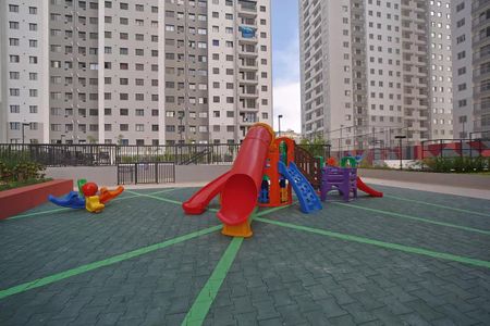 Apartamento para alugar com 42m², 2 quartos e sem vagaÁrea comum - Playground