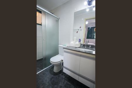 Apartamento à venda com 75m², 3 quartos e 2 vagasBanheiro da Suíte