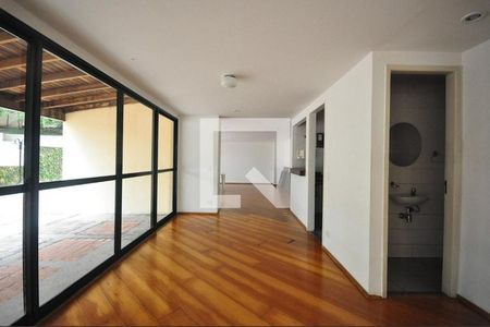 Apartamento à venda com 75m², 3 quartos e 2 vagasÁrea comum - Salão de festas