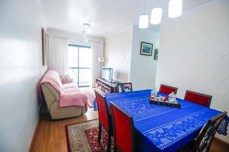 Apartamento à venda com 75m², 3 quartos e 2 vagasSala