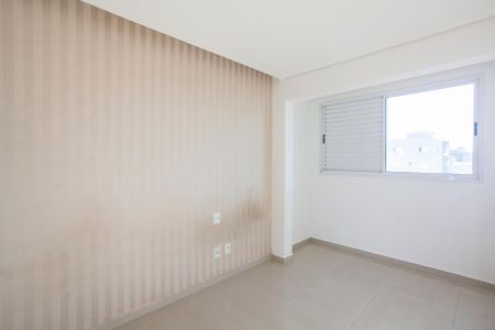 Suite de apartamento para alugar com 2 quartos, 60m² em Santa Mônica, Uberlândia