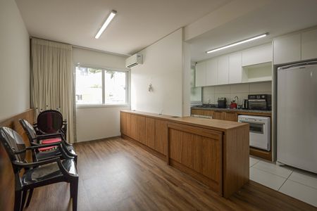 Sala de apartamento para alugar com 1 quarto, 40m² em Independência, Porto Alegre