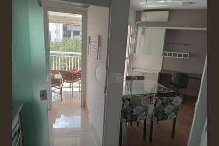 Apartamento para alugar com 73m², 2 quartos e 1 vaga