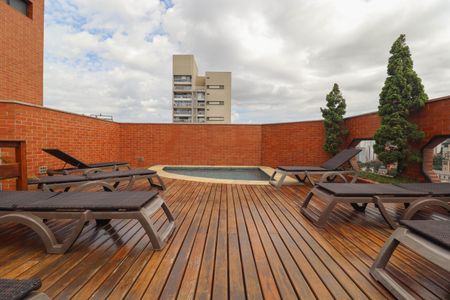 Apartamento à venda com 100m², 2 quartos e 1 vaga Apartamento à venda com 100m², 2 quartos e 1 vagaPiscina