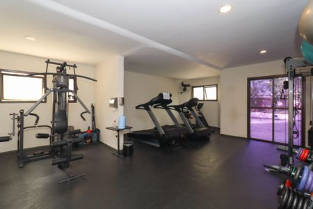 Apartamento à venda com 100m², 2 quartos e 1 vaga Apartamento à venda com 100m², 2 quartos e 1 vagaAcademia