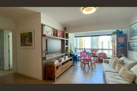 Sala de TV de apartamento à venda com 3 quartos, 101m² em Pinheiros, São Paulo