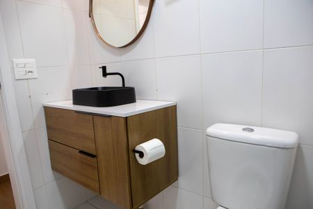 Apartamento para alugar com 69m², 2 quartos e 1 vaga Apartamento para alugar com 69m², 2 quartos e 1 vagaBanheiro