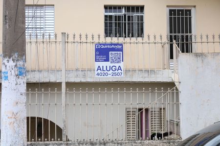 Casa para alugar com 40m², 1 quarto e sem vagaPlaca instalada na grade da fachada do imóvel - Código da placa: GTPE-1430 