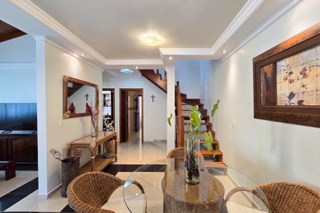 Casa à venda com 269m², 2 quartos e 4 vagasSala de Jantar