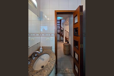 Casa à venda com 269m², 2 quartos e 4 vagasBanheiro 1