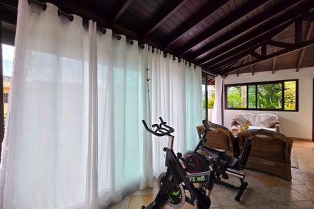 Casa à venda com 269m², 2 quartos e 4 vagasVaranda 