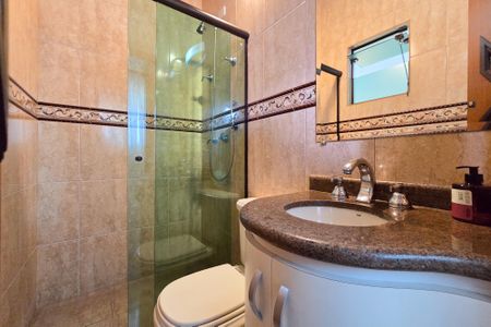 Casa à venda com 269m², 2 quartos e 4 vagasBanheiro 2