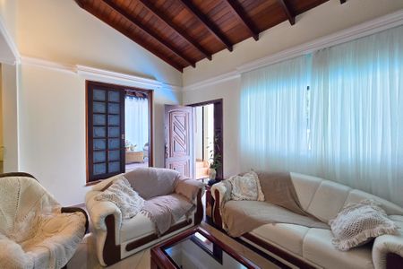 Sala de casa à venda com 2 quartos, 269m² em Nova Petrópolis, São Bernardo do Campo