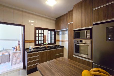 Casa à venda com 269m², 2 quartos e 4 vagasCozinha