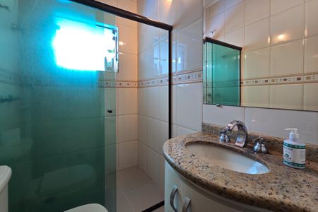 Casa à venda com 269m², 2 quartos e 4 vagasBanheiro 1