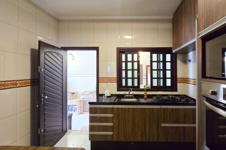 Casa à venda com 269m², 2 quartos e 4 vagasCozinha