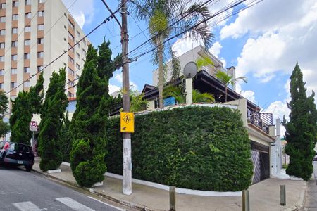 Casa à venda com 269m², 2 quartos e 4 vagasFachada