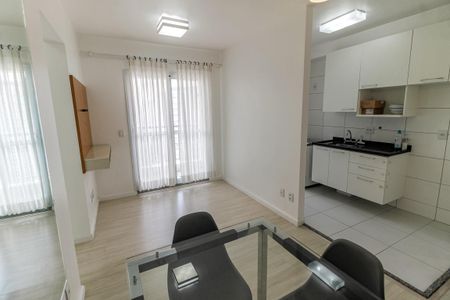 Sala de apartamento para alugar com 2 quartos, 47m² em Vila Andrade, São Paulo