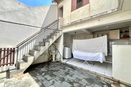 Casa à venda com 423m², 4 quartos e 2 vagasÁrea de Serviço