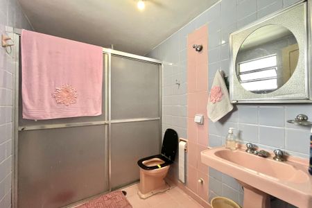 Casa à venda com 423m², 4 quartos e 2 vagasBanheiro