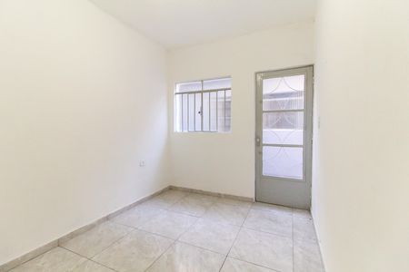 Sala de casa para alugar com 2 quartos, 40m² em Jardim Sao Pedro, São Paulo