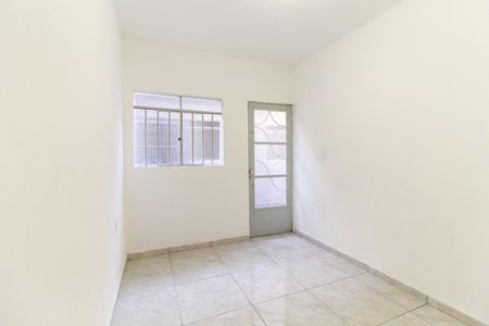 Casa para alugar com 40m², 2 quartos e sem vaga Casa para alugar com 40m², 2 quartos e sem vagaSala