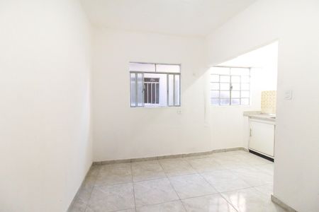 Casa para alugar com 40m², 2 quartos e sem vaga Casa para alugar com 40m², 2 quartos e sem vagaCozinha