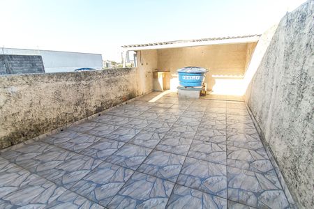 Casa para alugar com 40m², 2 quartos e sem vaga Casa para alugar com 40m², 2 quartos e sem vagaTerraço e Área de Serviço