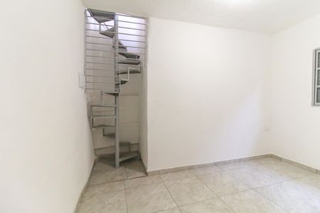 Quarto 1 de casa para alugar com 2 quartos, 40m² em Jardim Sao Pedro, São Paulo