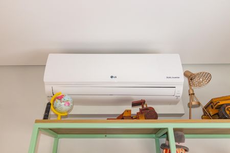 Apartamento à venda com 134m², 3 quartos e 3 vagas Apartamento à venda com 134m², 3 quartos e 3 vagasDetalhe - Suíte 1