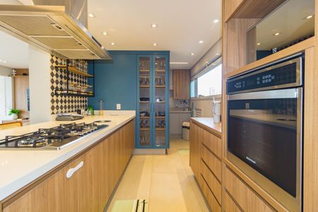 Apartamento à venda com 134m², 3 quartos e 3 vagas Apartamento à venda com 134m², 3 quartos e 3 vagasCozinha