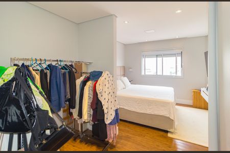 Apartamento à venda com 134m², 3 quartos e 3 vagas Apartamento à venda com 134m², 3 quartos e 3 vagasCloset - Suíte 3