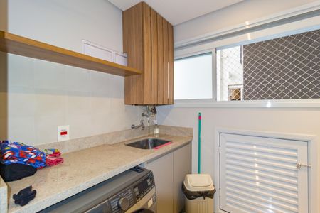 Apartamento à venda com 134m², 3 quartos e 3 vagas Apartamento à venda com 134m², 3 quartos e 3 vagasÁrea de Serviço