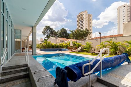 Apartamento à venda com 134m², 3 quartos e 3 vagas Apartamento à venda com 134m², 3 quartos e 3 vagasPiscina