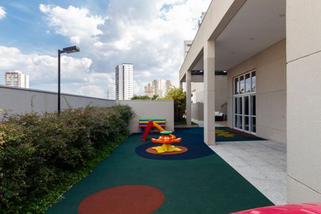 Apartamento à venda com 134m², 3 quartos e 3 vagas Apartamento à venda com 134m², 3 quartos e 3 vagasPlayground