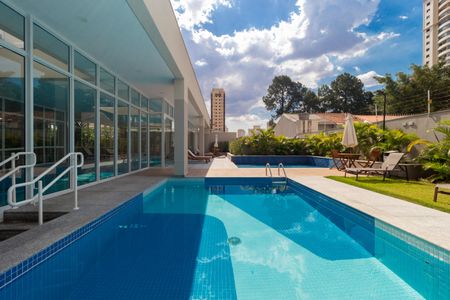 Apartamento à venda com 134m², 3 quartos e 3 vagas Apartamento à venda com 134m², 3 quartos e 3 vagasPiscina