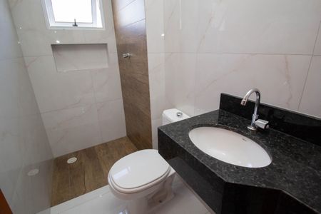 Apartamento à venda com 52m², 2 quartos e sem vaga Apartamento à venda com 52m², 2 quartos e sem vagaBanheiro