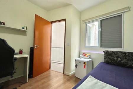 Casa à venda com 130m², 3 quartos e 2 vagas Casa à venda com 130m², 3 quartos e 2 vagasQuarto 2