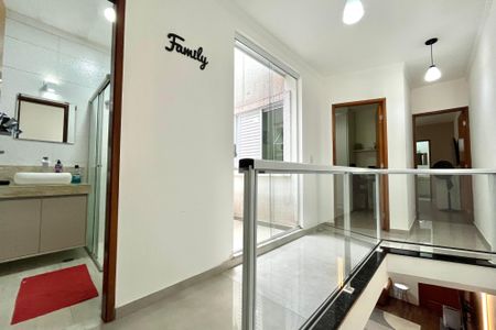 Casa à venda com 130m², 3 quartos e 2 vagas Casa à venda com 130m², 3 quartos e 2 vagasCorredor