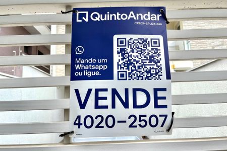 Casa à venda com 130m², 3 quartos e 2 vagas Casa à venda com 130m², 3 quartos e 2 vagasPlaquinha