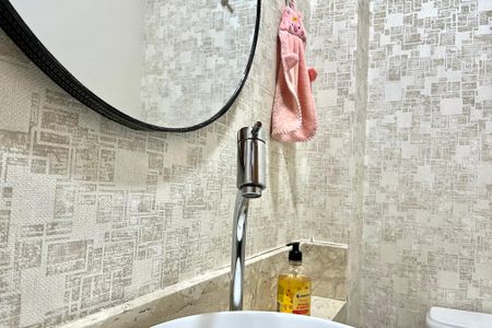 Casa à venda com 130m², 3 quartos e 2 vagas Casa à venda com 130m², 3 quartos e 2 vagasLavabo