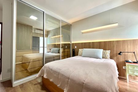 Casa à venda com 130m², 3 quartos e 2 vagas Casa à venda com 130m², 3 quartos e 2 vagasSuite