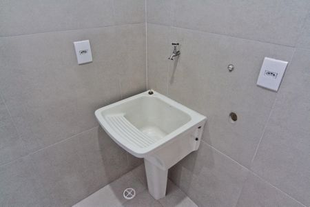 Apartamento à venda com 40m², 2 quartos e 1 vagaÁrea de Serviço