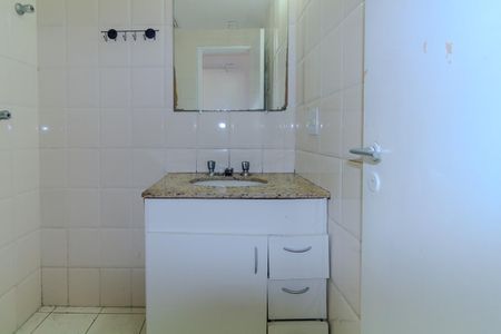 Apartamento à venda com 66m², 3 quartos e 1 vaga Apartamento à venda com 66m², 3 quartos e 1 vagaBanheiro da Suíte