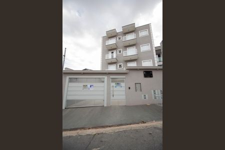 Apartamento à venda com 44m², 2 quartos e 1 vaga Apartamento à venda com 44m², 2 quartos e 1 vagaFachada