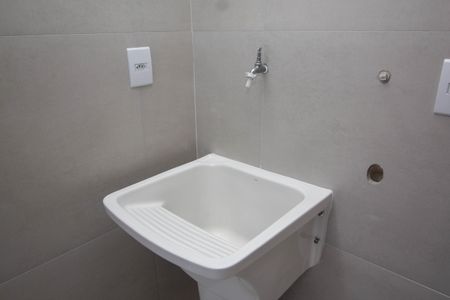 Apartamento à venda com 44m², 2 quartos e 1 vaga Apartamento à venda com 44m², 2 quartos e 1 vagaÁrea de Serviço