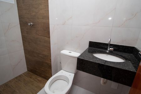 Apartamento à venda com 44m², 2 quartos e 1 vaga Apartamento à venda com 44m², 2 quartos e 1 vagaBanheiro